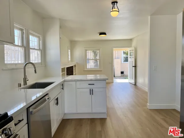 3009 Dalton Avenue, Los Angeles, California 90018