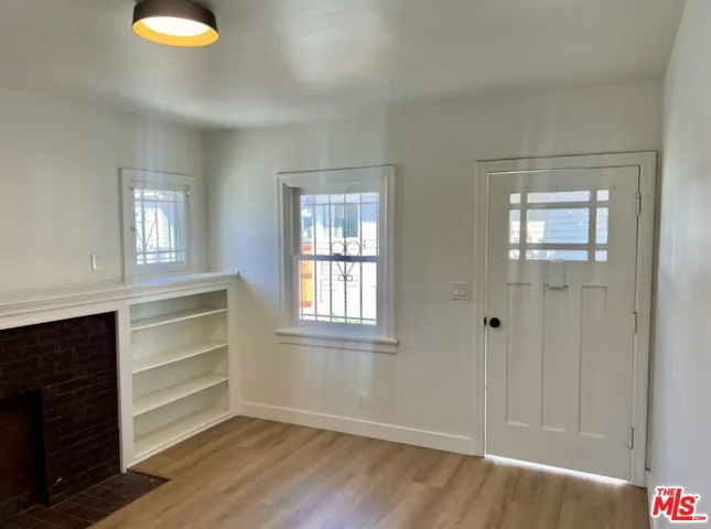 3009 Dalton Avenue, Los Angeles, California 90018