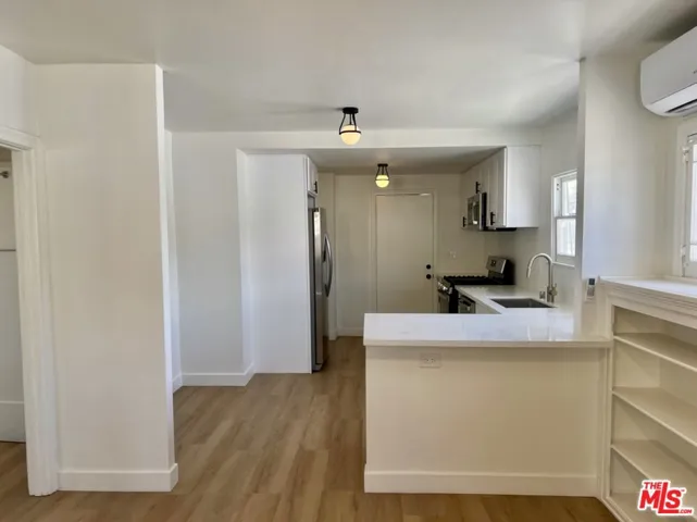 3009 Dalton Avenue, Los Angeles, California 90018