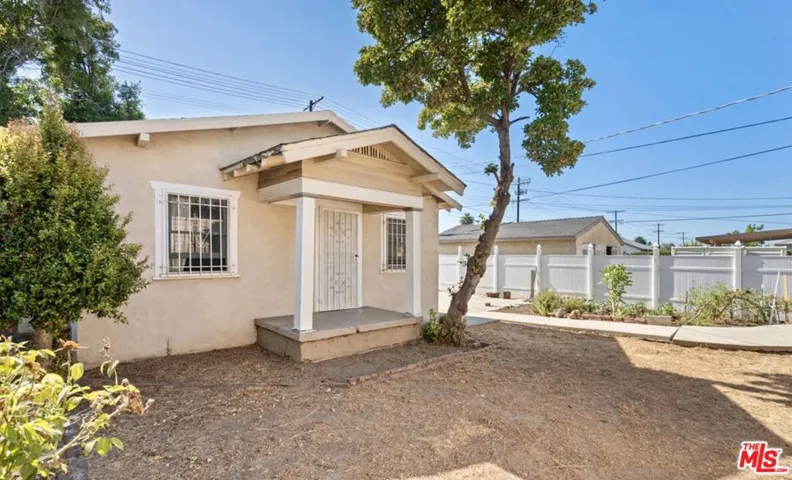 3009 Dalton Avenue, Los Angeles, California 90018