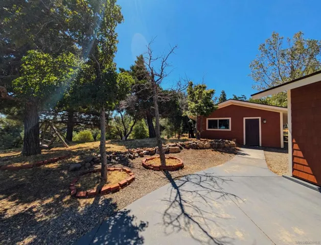 2831 Salton Vista Dr., Julian, California 92036