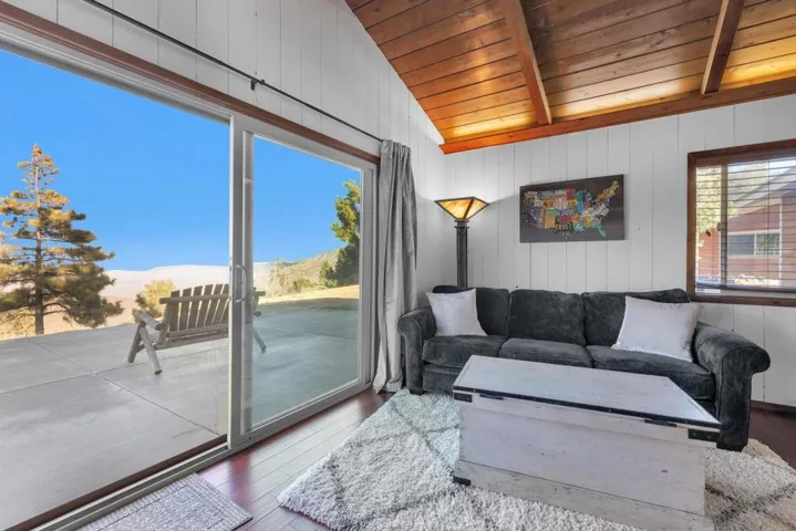 2831 Salton Vista Dr., Julian, California 92036