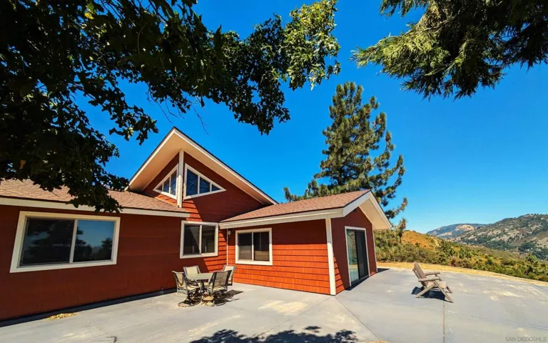 2831 Salton Vista Dr., Julian, California 92036