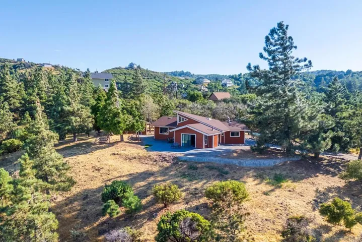 2831 Salton Vista Dr., Julian, California 92036