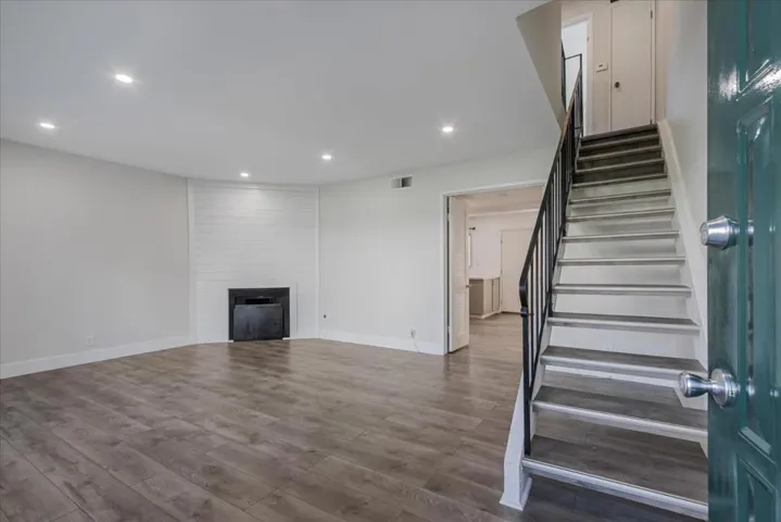 1031 Clyde Avenue 803, Santa Clara, California 95054