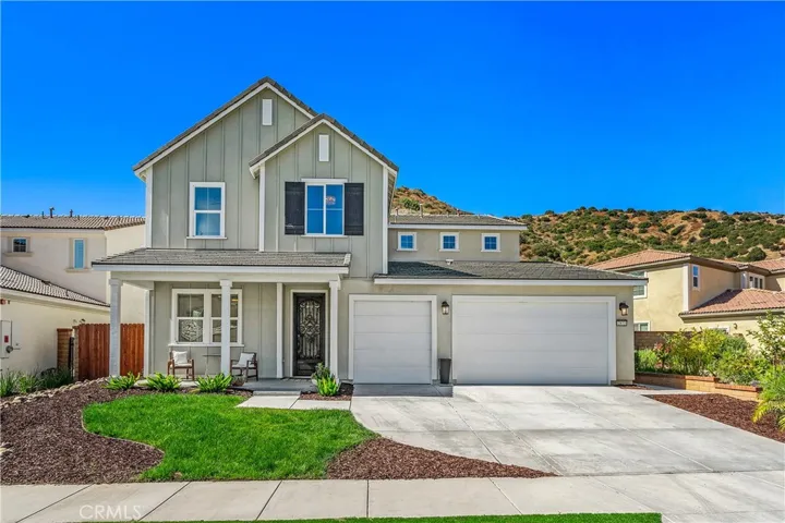2872 Santa Fiora Circle, Corona, California 92882