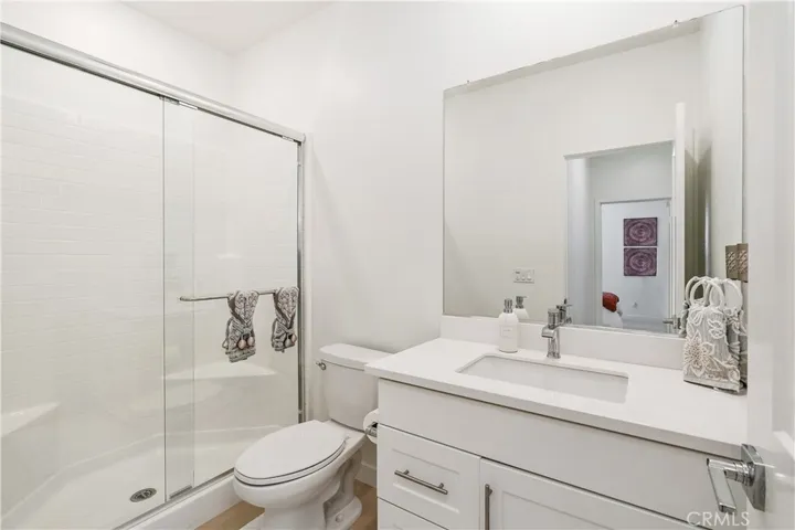2872 Santa Fiora Circle, Corona, California 92882
