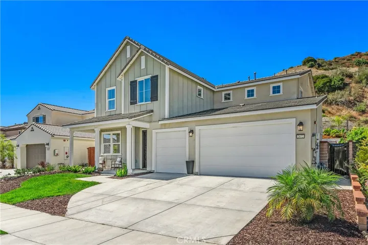 2872 Santa Fiora Circle, Corona, California 92882