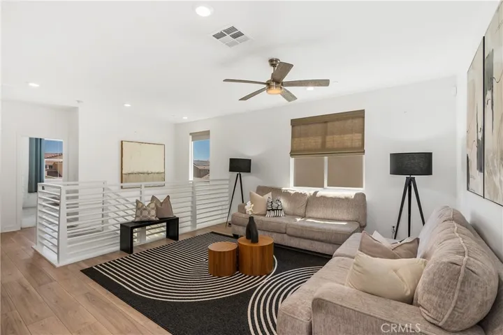 2872 Santa Fiora Circle, Corona, California 92882