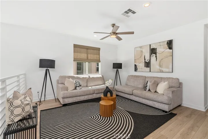 2872 Santa Fiora Circle, Corona, California 92882