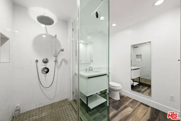 33 Reef Street 2, Marina Del Rey, California 90292