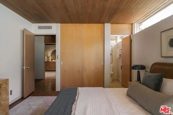 1340 Fairlawn Way, Pasadena, California 91105
