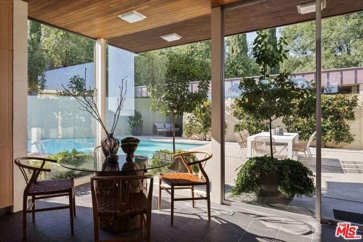 1340 Fairlawn Way, Pasadena, California 91105