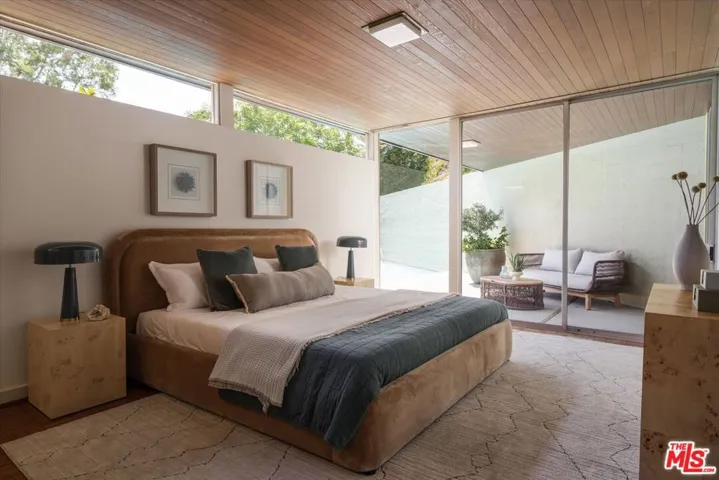 1340 Fairlawn Way, Pasadena, California 91105