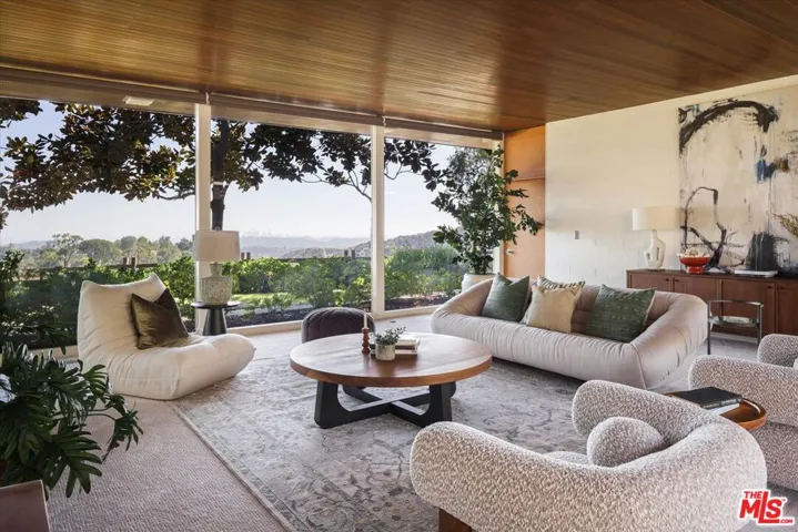 1340 Fairlawn Way, Pasadena, California 91105
