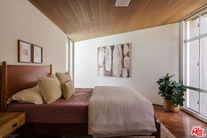 1340 Fairlawn Way, Pasadena, California 91105
