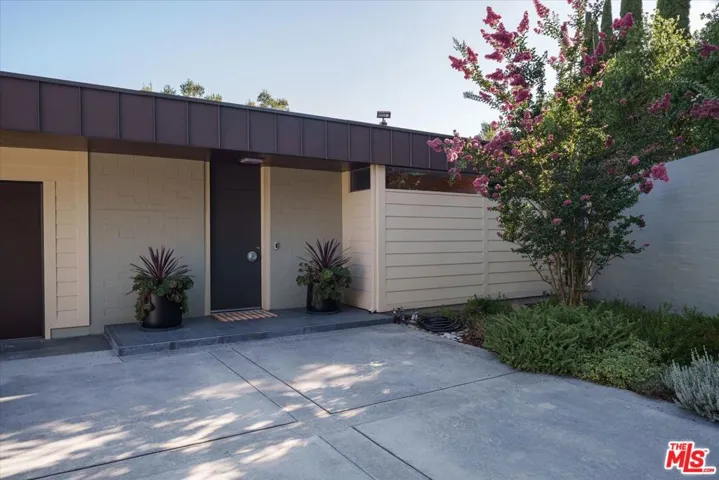 1340 Fairlawn Way, Pasadena, California 91105