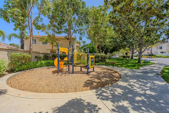 9530 Compass Point Dr S # 5, San Diego, California 92126