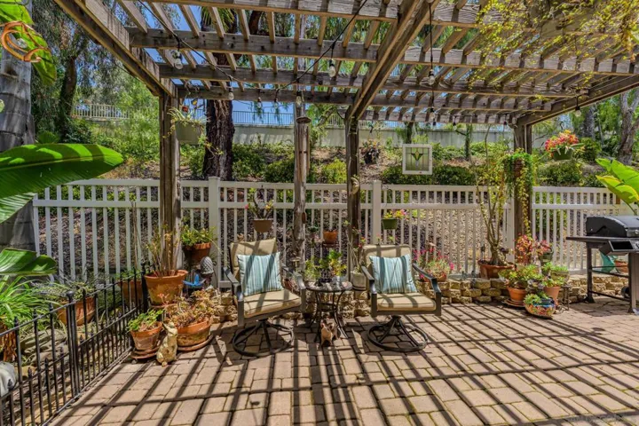 9530 Compass Point Dr S # 5, San Diego, California 92126