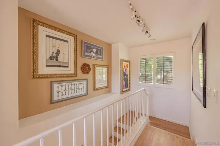 9530 Compass Point Dr S # 5, San Diego, California 92126