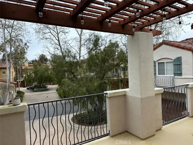 Large patio deck off of kitchen and dining room