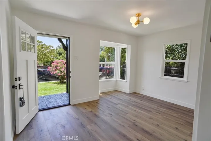 11366 Acala Avenue, San Fernando, California 91340