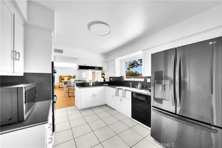 1702 Saybrook Lane, Tustin, California 92780