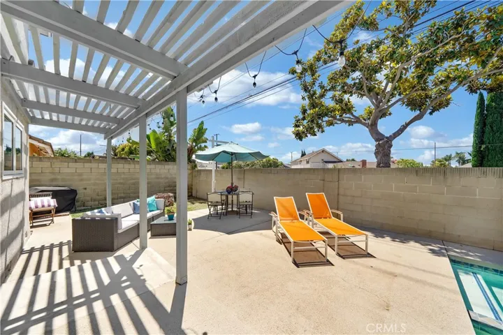 1702 Saybrook Lane, Tustin, California 92780