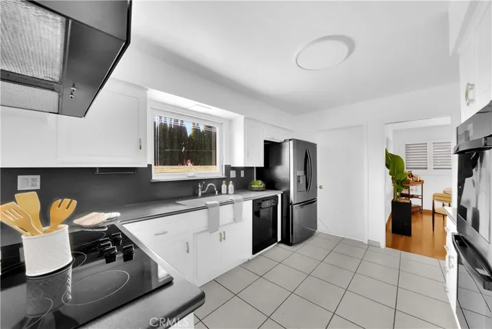 1702 Saybrook Lane, Tustin, California 92780