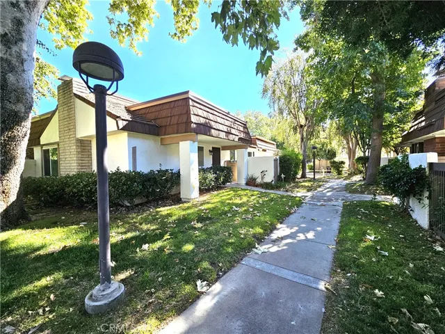 22153 James Alan Circle, Chatsworth, California 91311