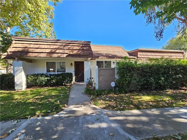 22153 James Alan Circle, Chatsworth, California 91311
