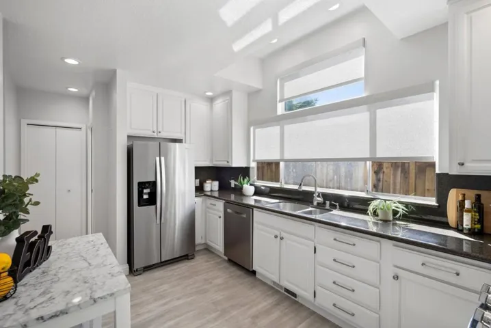 Kitchen 3