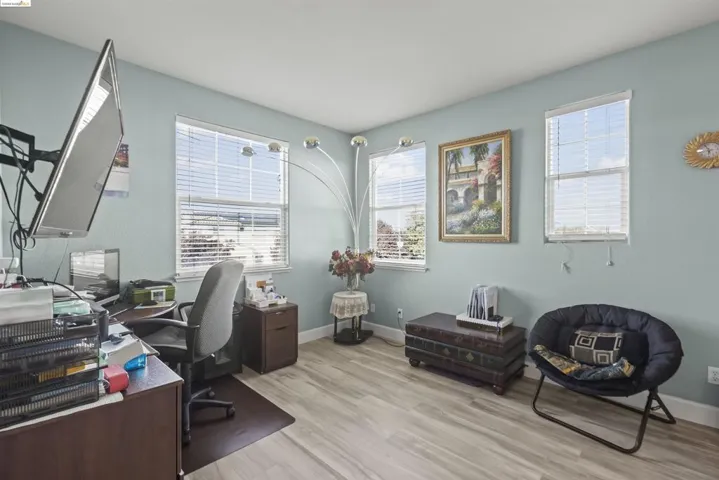 24 Minaret Rd, Oakley, California 94561