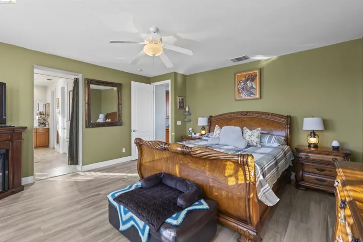 24 Minaret Rd, Oakley, California 94561