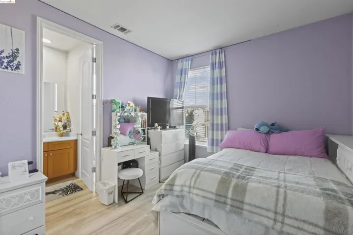 24 Minaret Rd, Oakley, California 94561