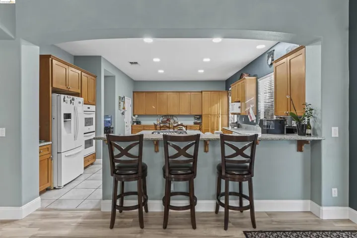 24 Minaret Rd, Oakley, California 94561