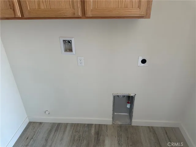 15073 Temecula, Apple Valley, California 92307