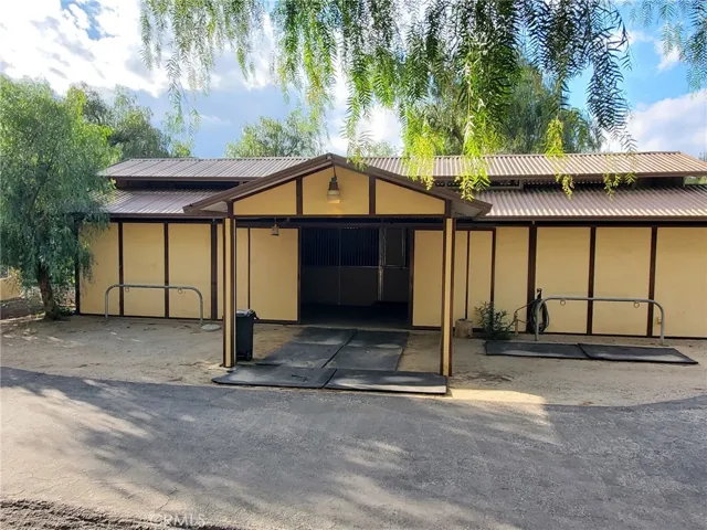 32920 Agua Dulce Canyon Road, Agua Dulce, California 91390