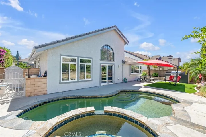 Entertainer's backyard