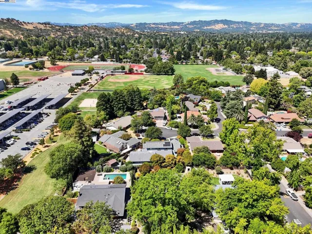 319 Castle Rock Road, Walnut Creek, California 94598-4518
