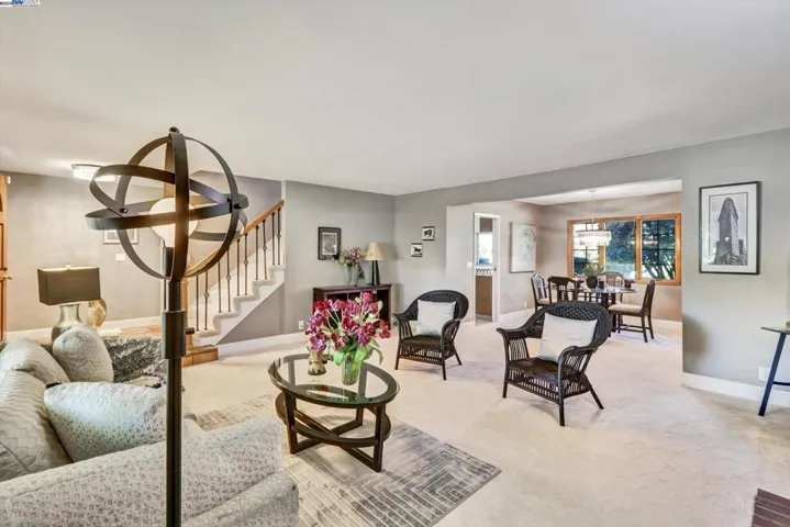 319 Castle Rock Road, Walnut Creek, California 94598-4518