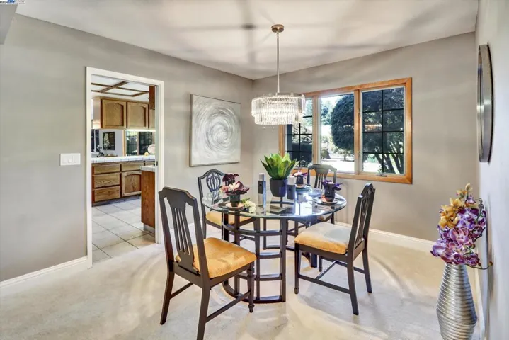 319 Castle Rock Road, Walnut Creek, California 94598-4518