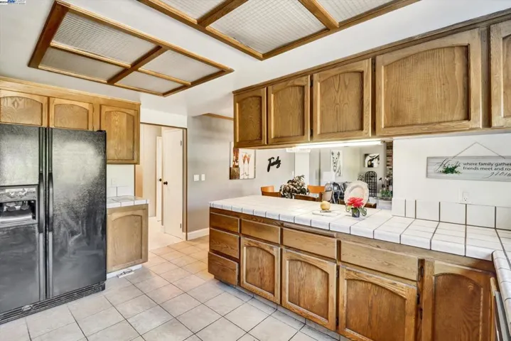 319 Castle Rock Road, Walnut Creek, California 94598-4518