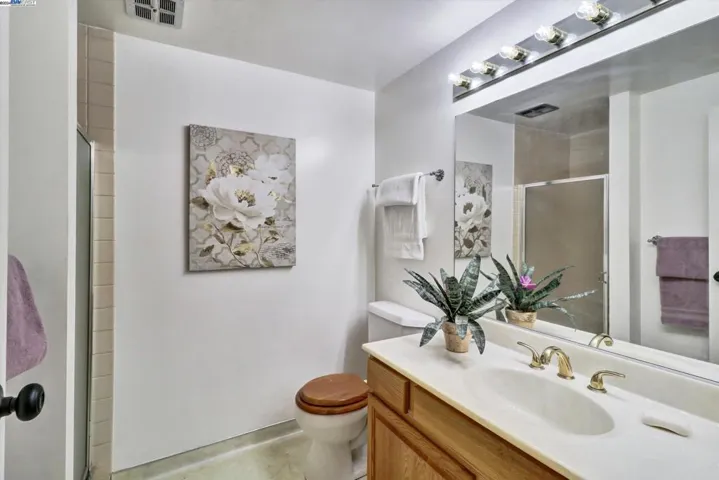 319 Castle Rock Road, Walnut Creek, California 94598-4518