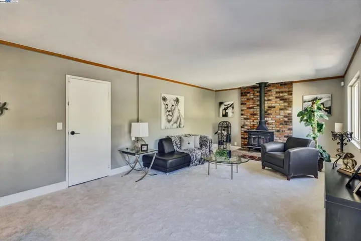 319 Castle Rock Road, Walnut Creek, California 94598-4518