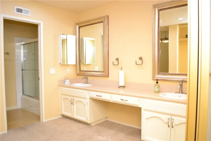7049 E Viewpoint Lane, Anaheim Hills, California 92807