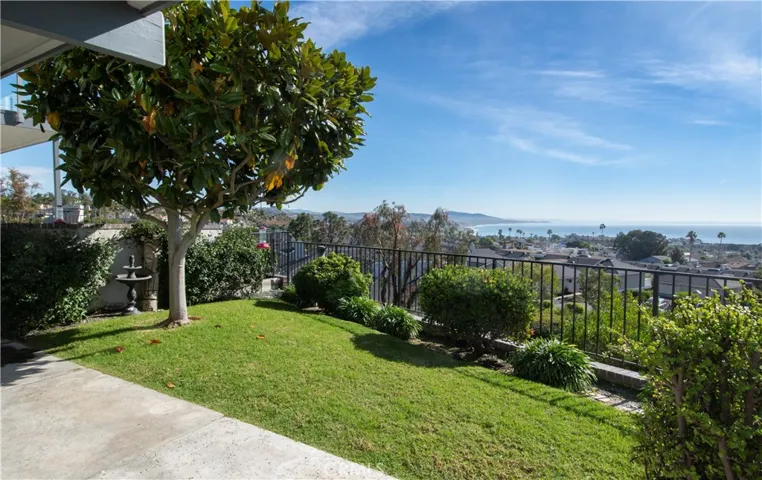 Private yard with amazing views!