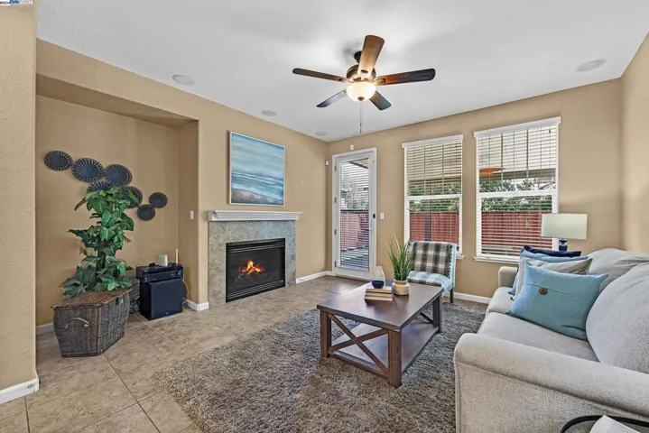 53 Nettle Ct, Oakley, California 94561