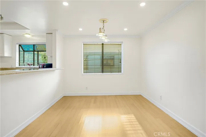 14715 Saticoy Street 12, Van Nuys, California 91405