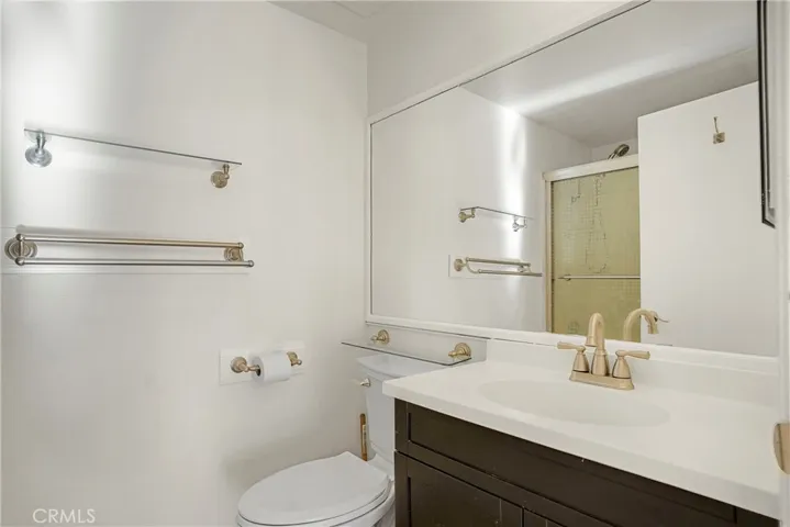 14715 Saticoy Street 12, Van Nuys, California 91405